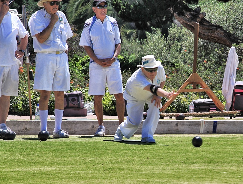 Lawn bowlers exhibit a variety of styles in releasing the bowl.  
